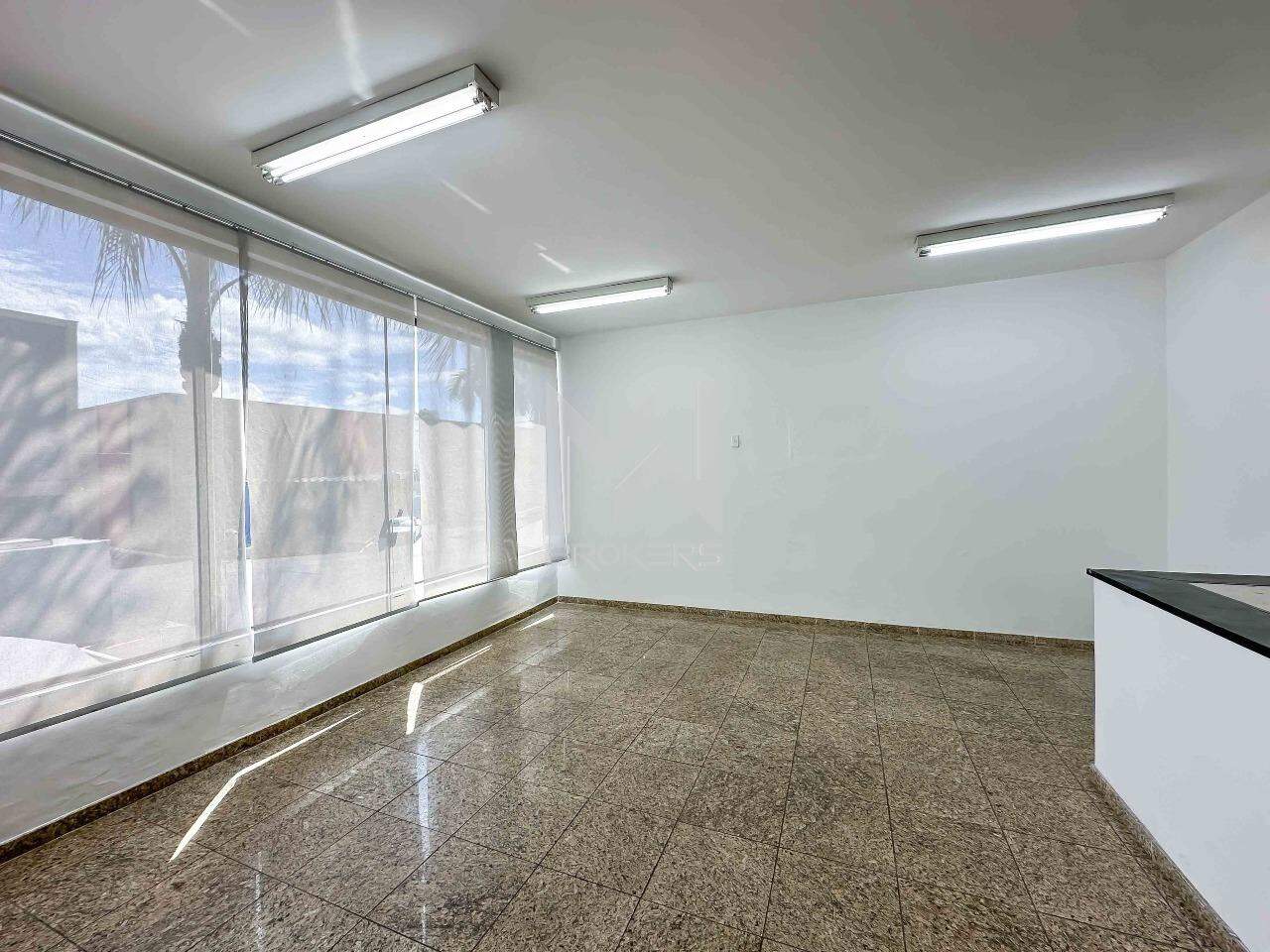 Galpão para aluguel no Nova Vinhedo: Sala