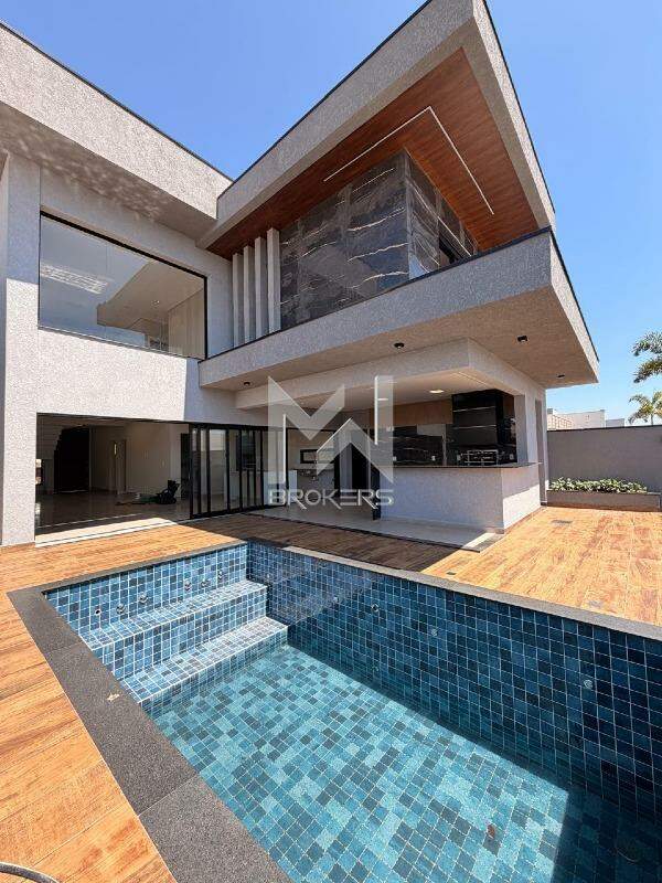 Casa em Condomínio à venda no Swiss Park: Piscina