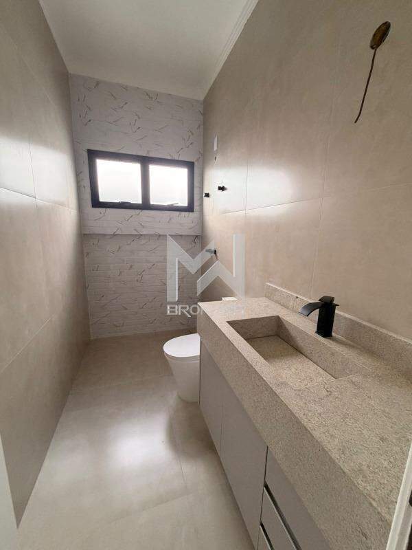 Casa em Condomínio à venda no Residencial Vivenda das Pitangueiras: Banheiro