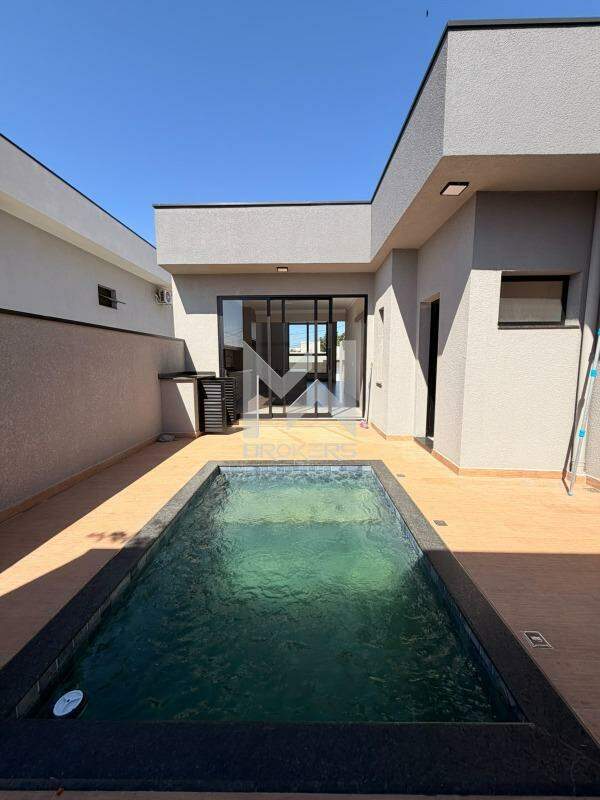 Casa em Condomínio à venda no Residencial Vivenda das Pitangueiras: Piscina