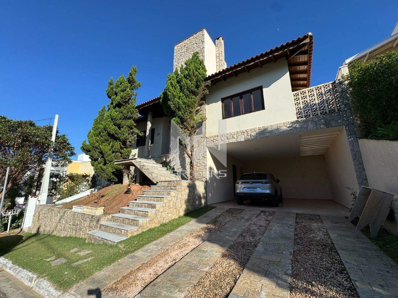 Casa em Condomínio à venda no Vilagge Capricio: Fachada