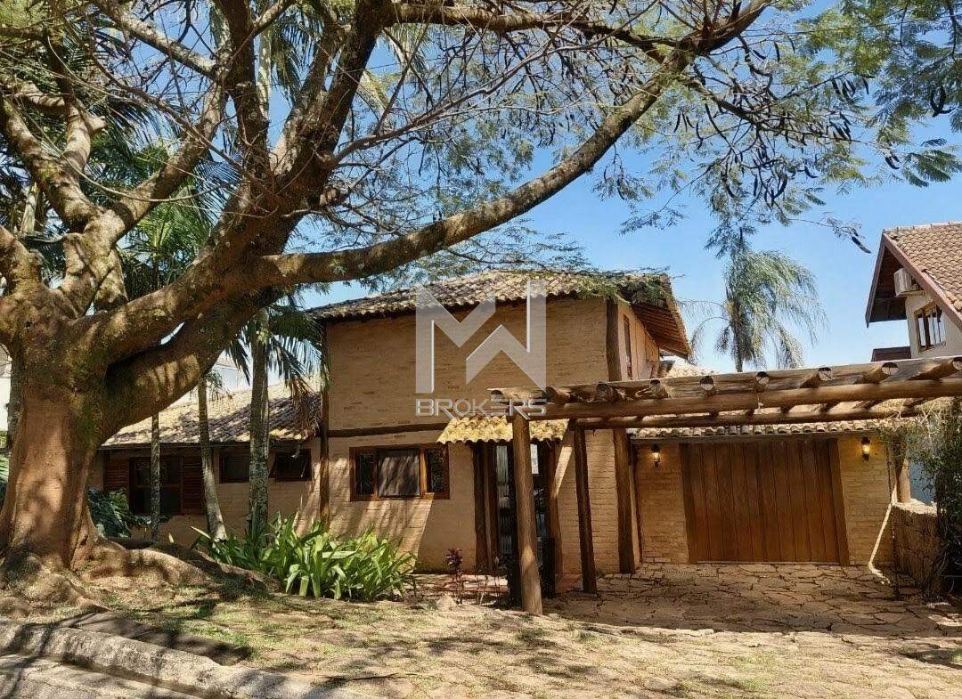 Casa em Condomínio para aluguel no Condomínio Alpes de Vinhedo: Fachada