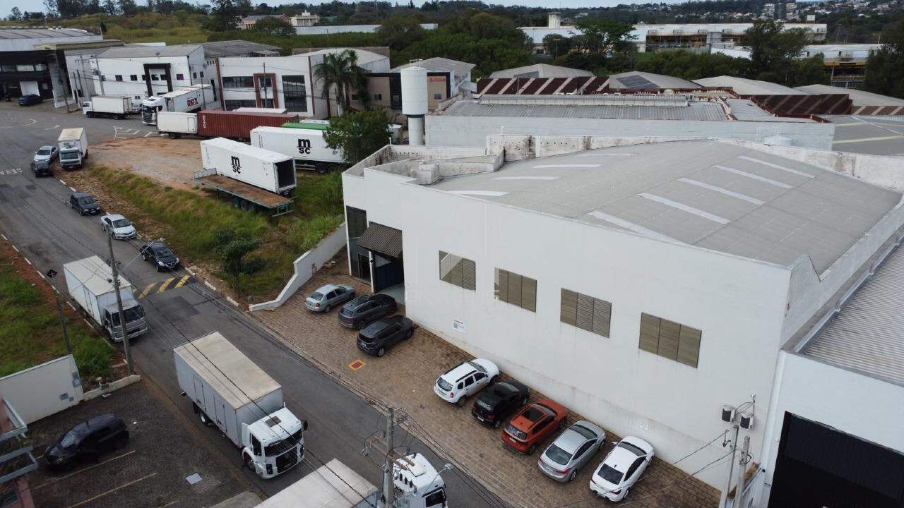 Galpão para aluguel no Macuco: Galpão