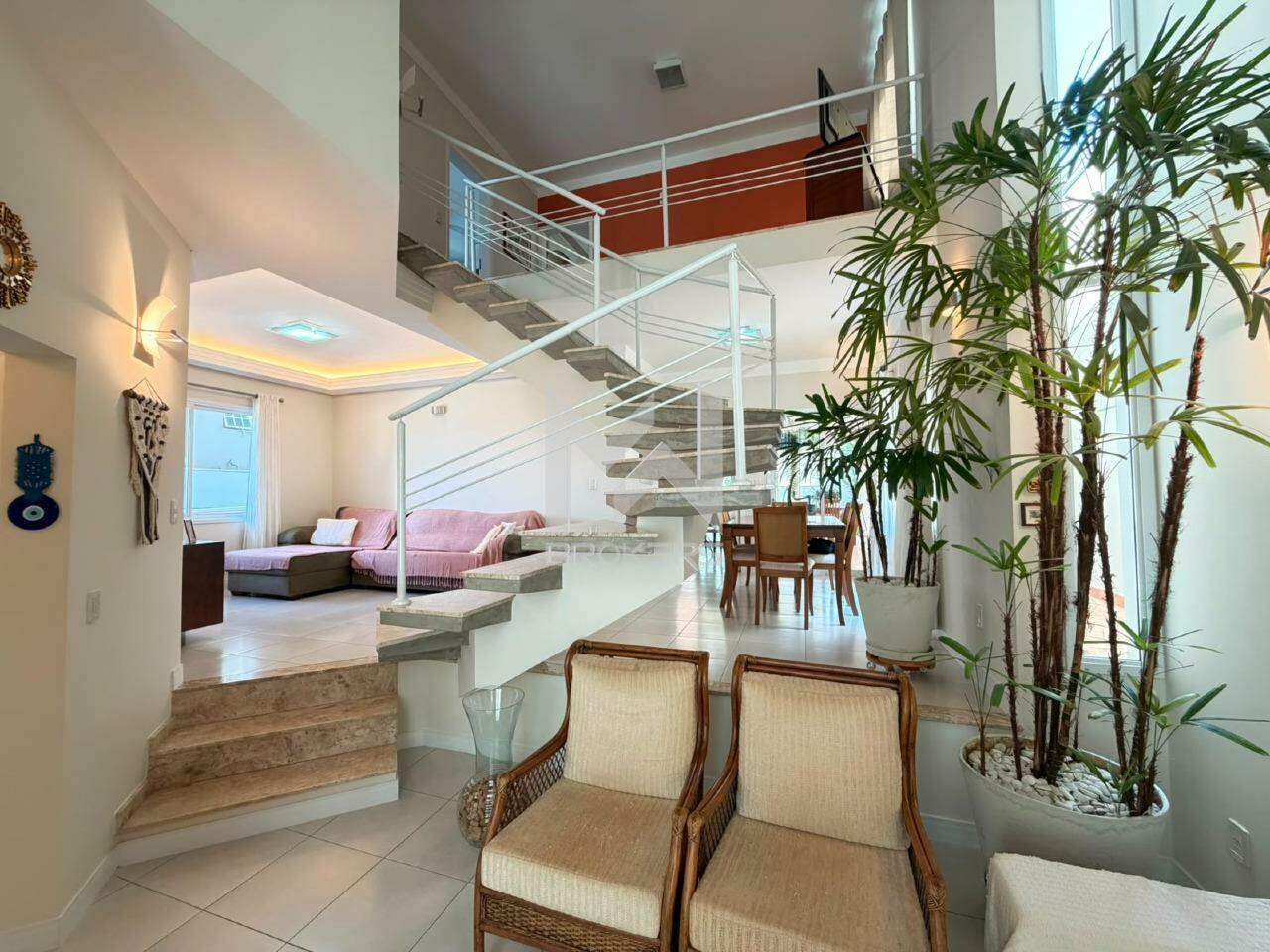 Casa em Condomínio à venda no Condomínio Residencial Morada das Nascentes: Living