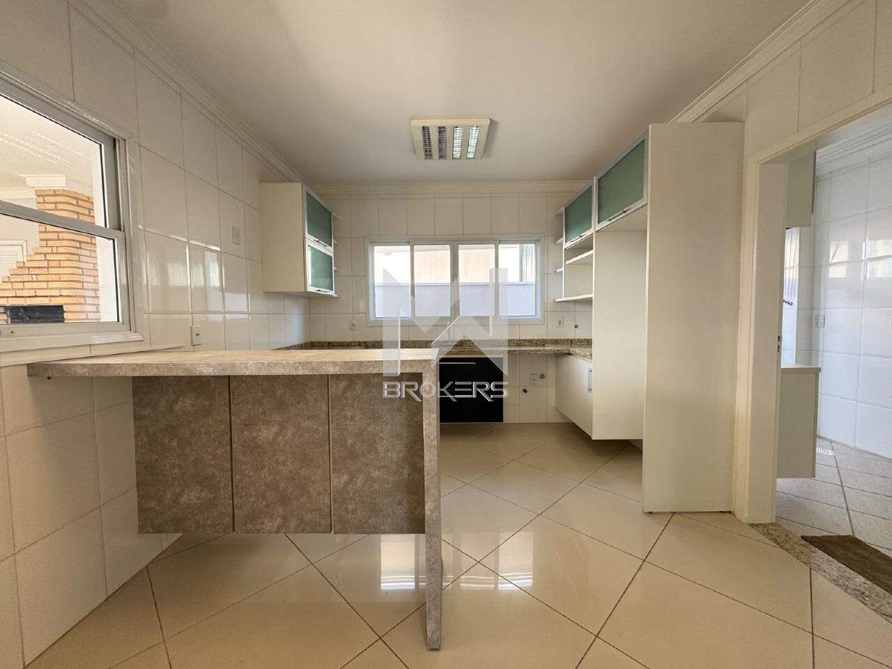 Casa em Condomínio à venda no Condomínio Residencial Morada das Nascentes: Cozinha