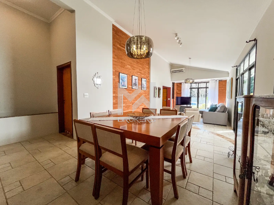 Casa em Condomínio à venda no Condominio Morada das Nascentes: Sala de jantar