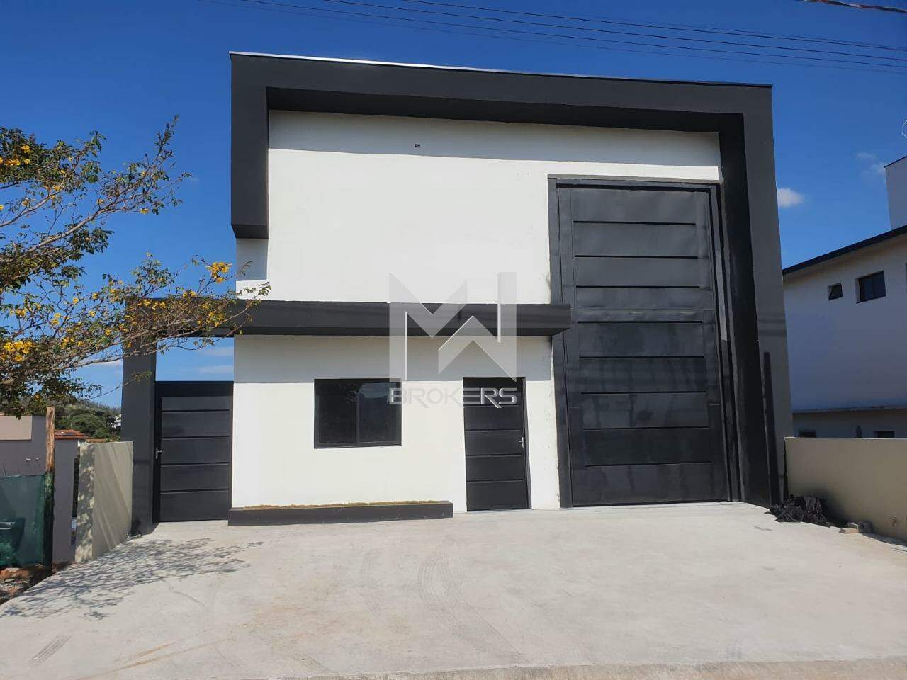 Galpão para aluguel no Vila Savian: Fachada