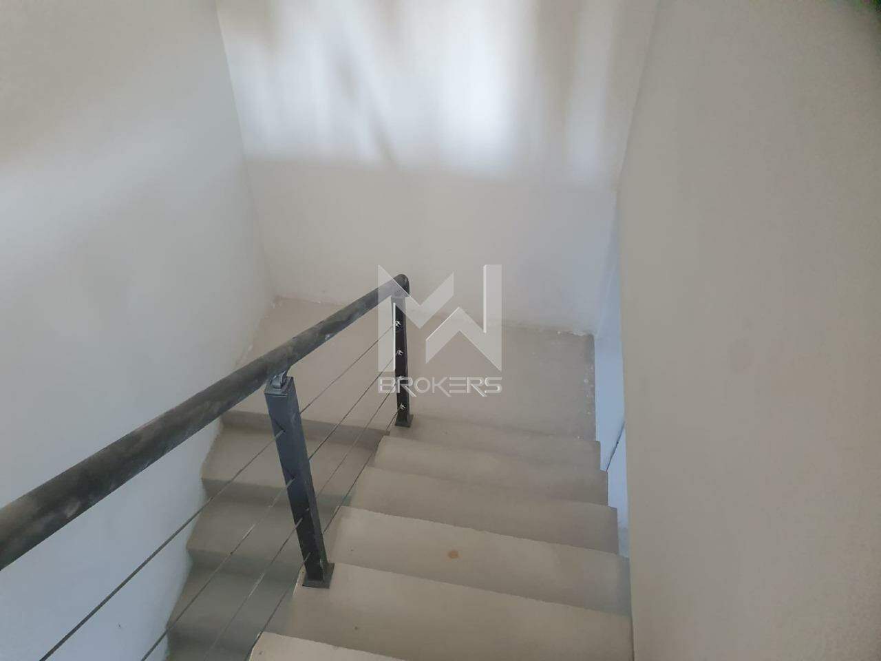 Galpão para aluguel no Vila Savian: Galpão