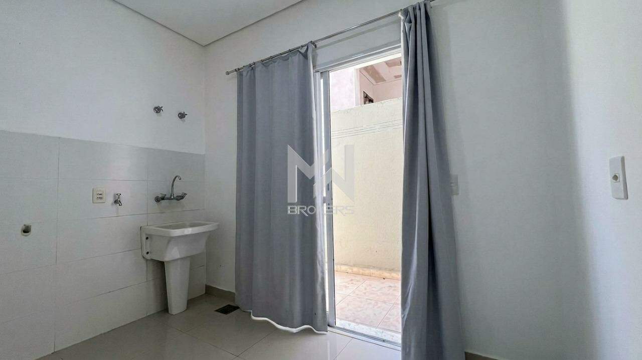 Casa em Condomínio para aluguel no Loteamento Recanto dos Paturis: 