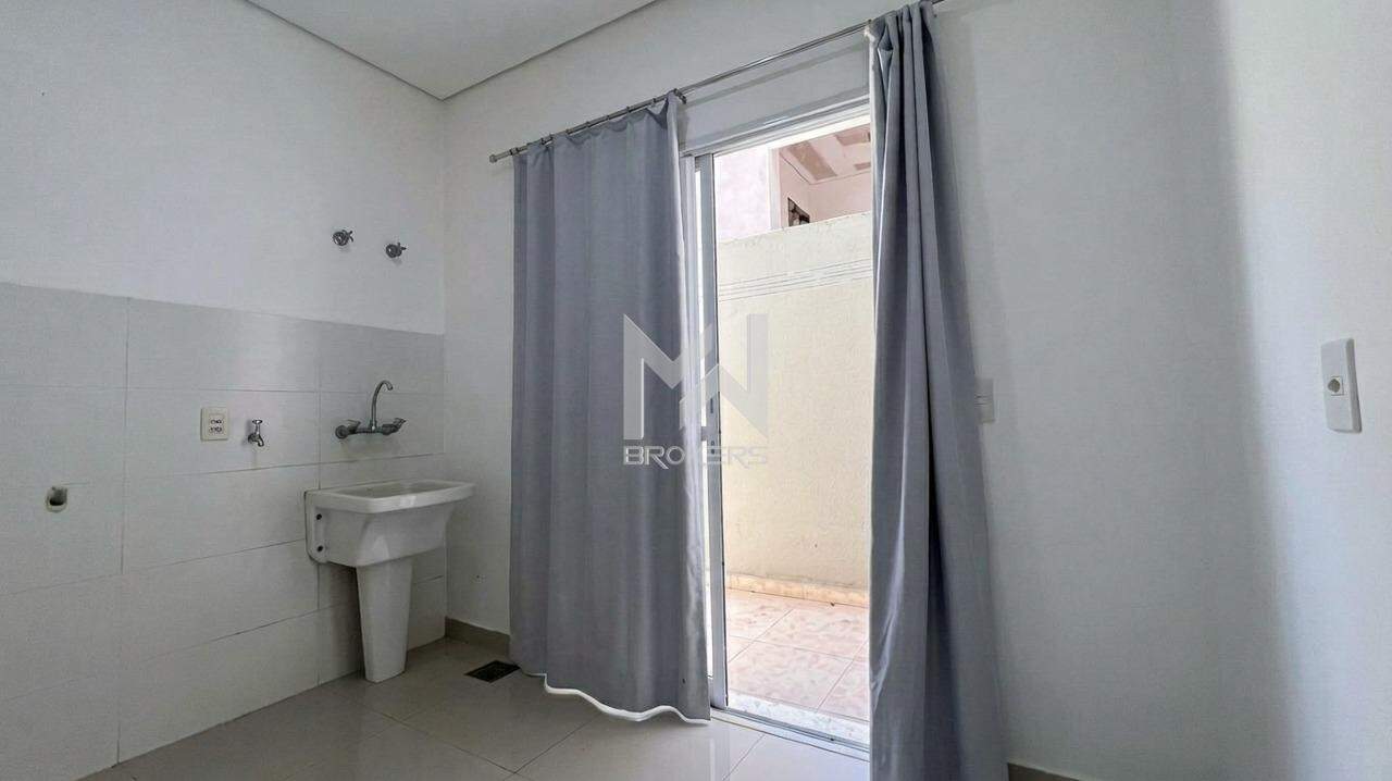 Casa em Condomínio à venda no Loteamento Recanto dos Paturis: 