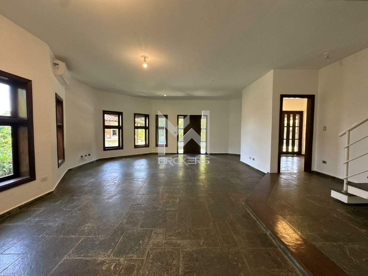 Casa em Condomínio à venda no Marambaia: Sala de estar e jantar