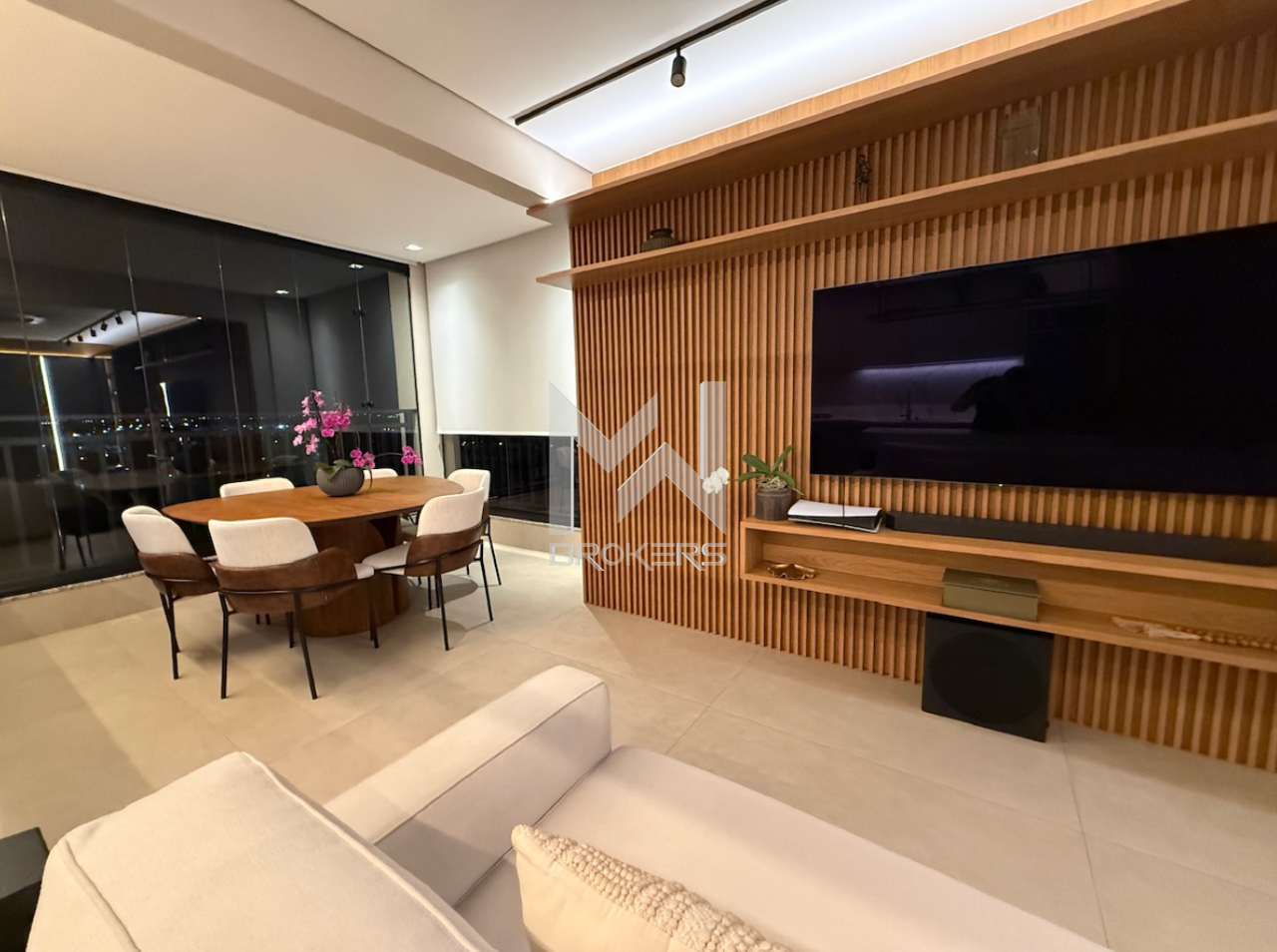 Apartamento para aluguel no Swiss Park: Living