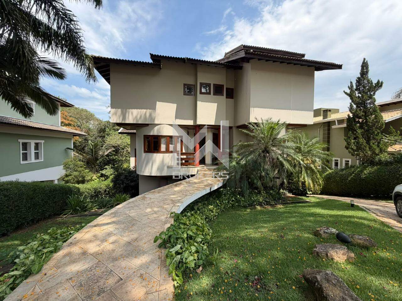 Casa em Condomínio à venda no Chácara Flora: Fachada