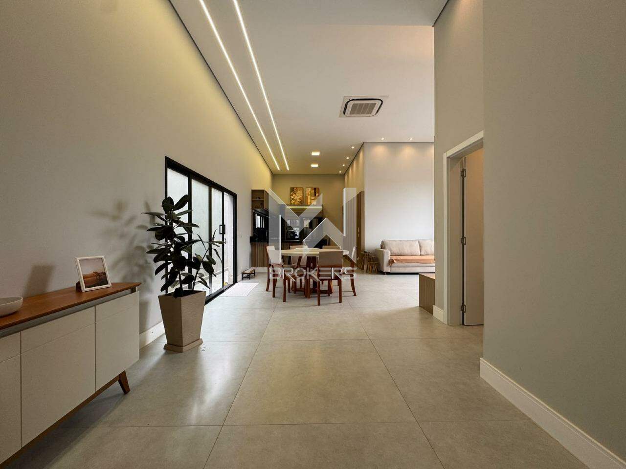 Casa em Condomínio à venda no Jardim Bandeirantes: 