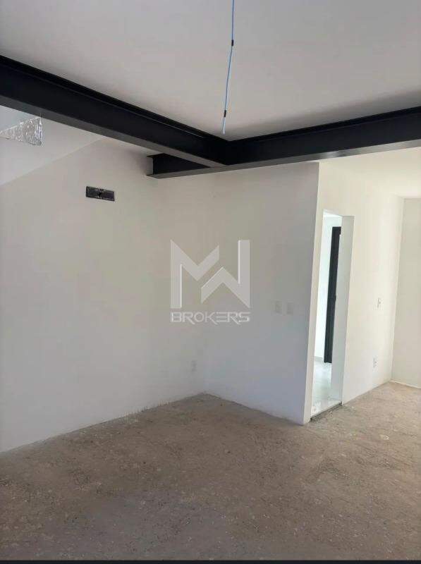 Casa em Condomínio à venda no Vila Omizollo: Sala
