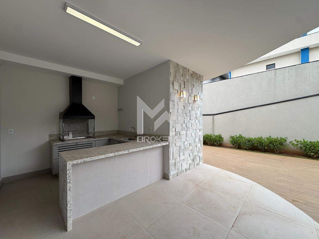 Casa em Condomínio à venda no Roncáglia: Gourmet