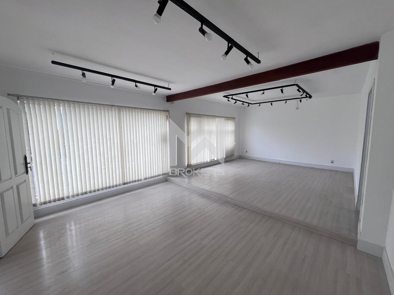 Casa para aluguel no Parque Nova Suiça: Sala