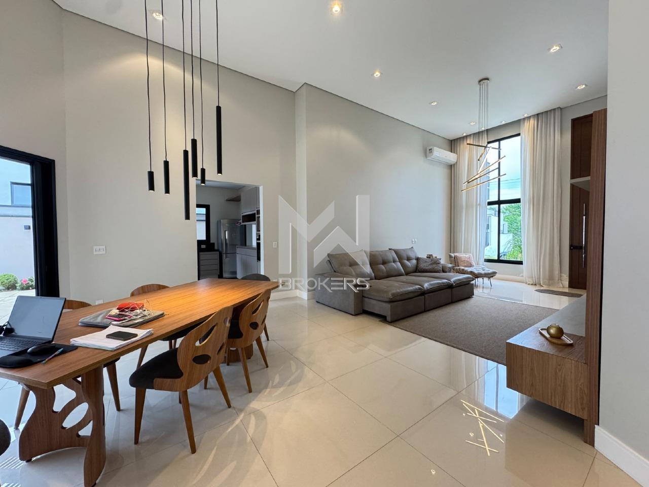 Casa em Condomínio à venda no Jardim Bandeirantes: Sala de jantar