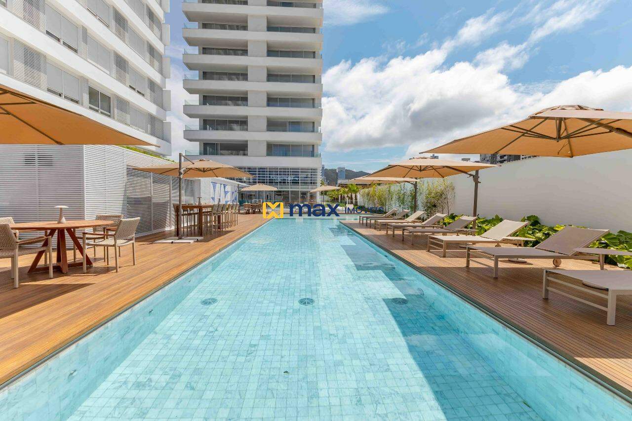 Piscina externa
