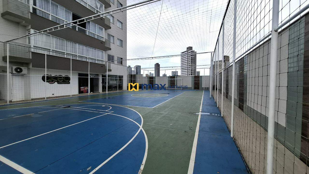 Quadra poliesportiva