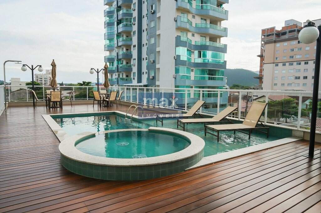 Piscina adulto e infantil