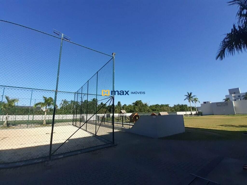 Pista de Skate e Quadra de Esporte
