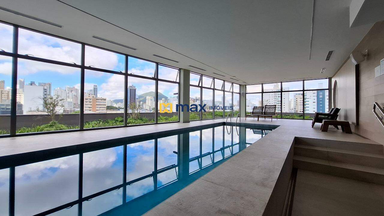 Piscina interna