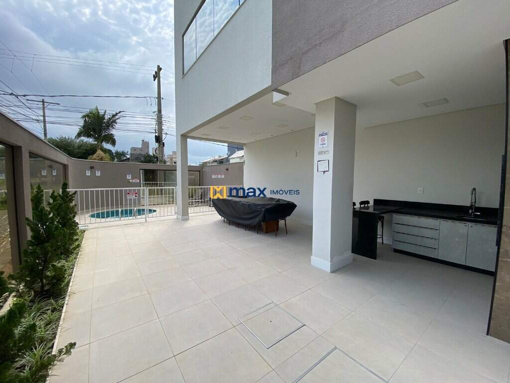 Piscina/Churrasqueira