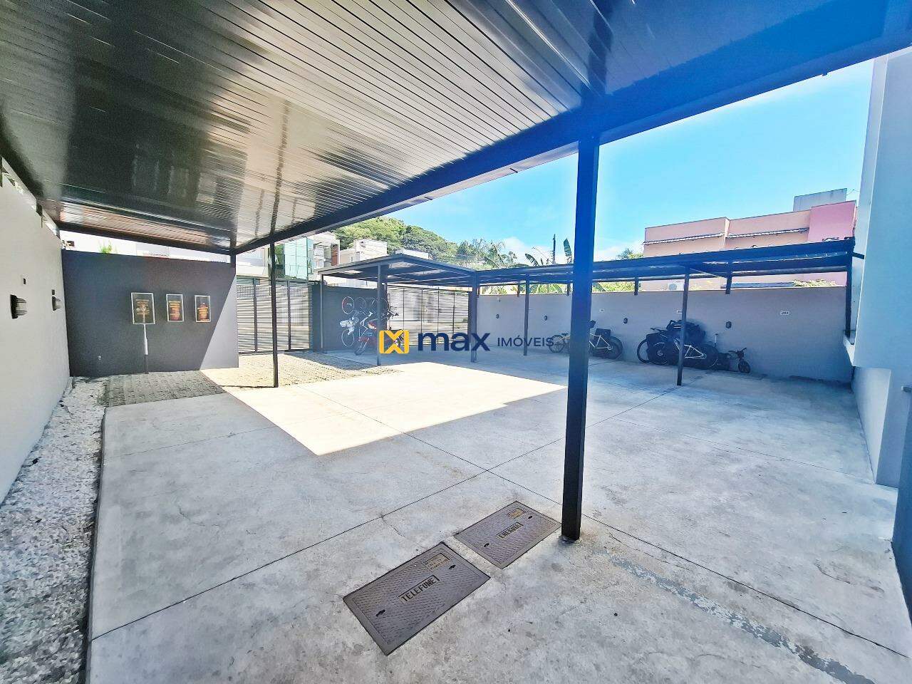 Estacionamento/bicicletário