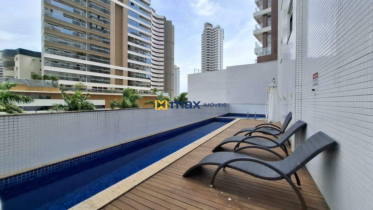 Piscina adulta e infantil 