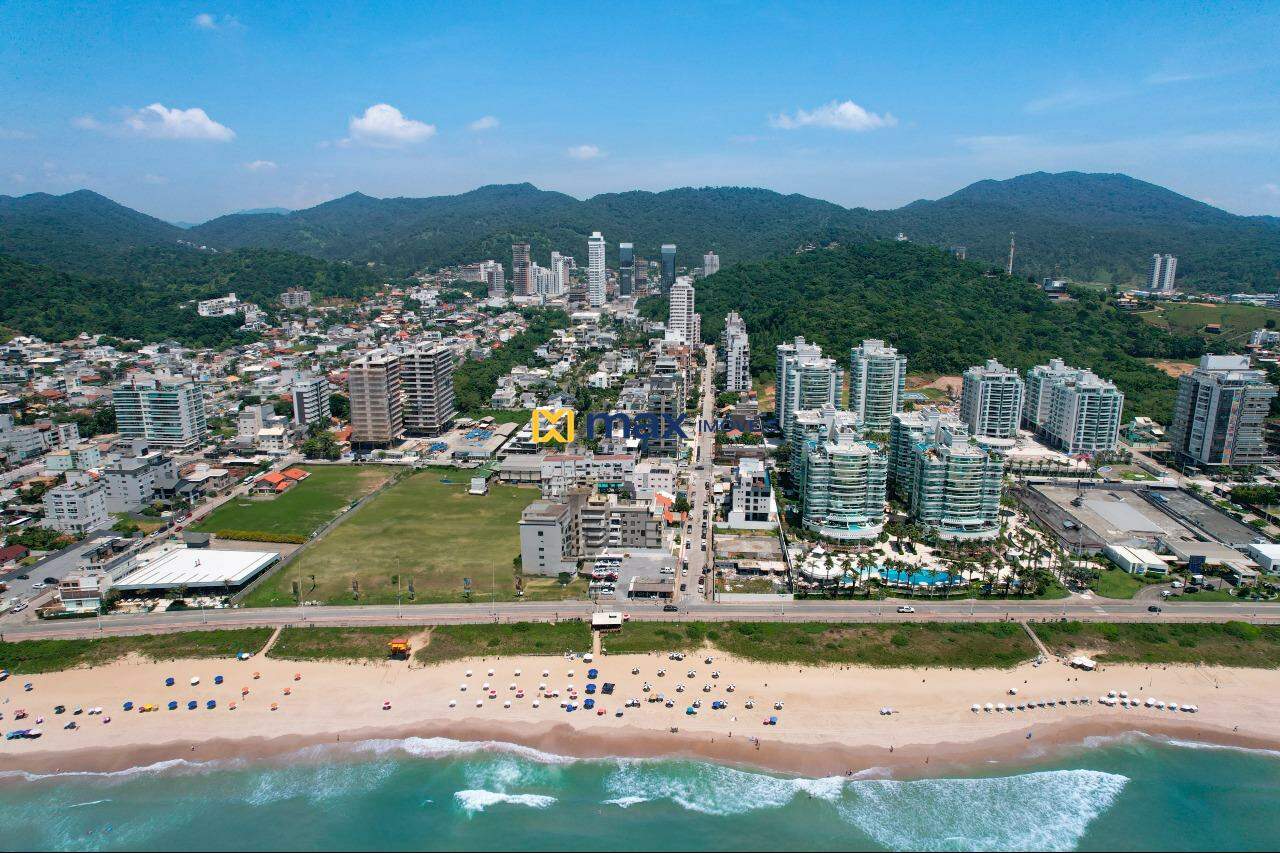 Apartamento à venda no Praia Brava: Localização