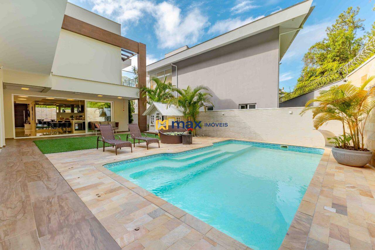 Casa à venda no Fazendinha: Piscina