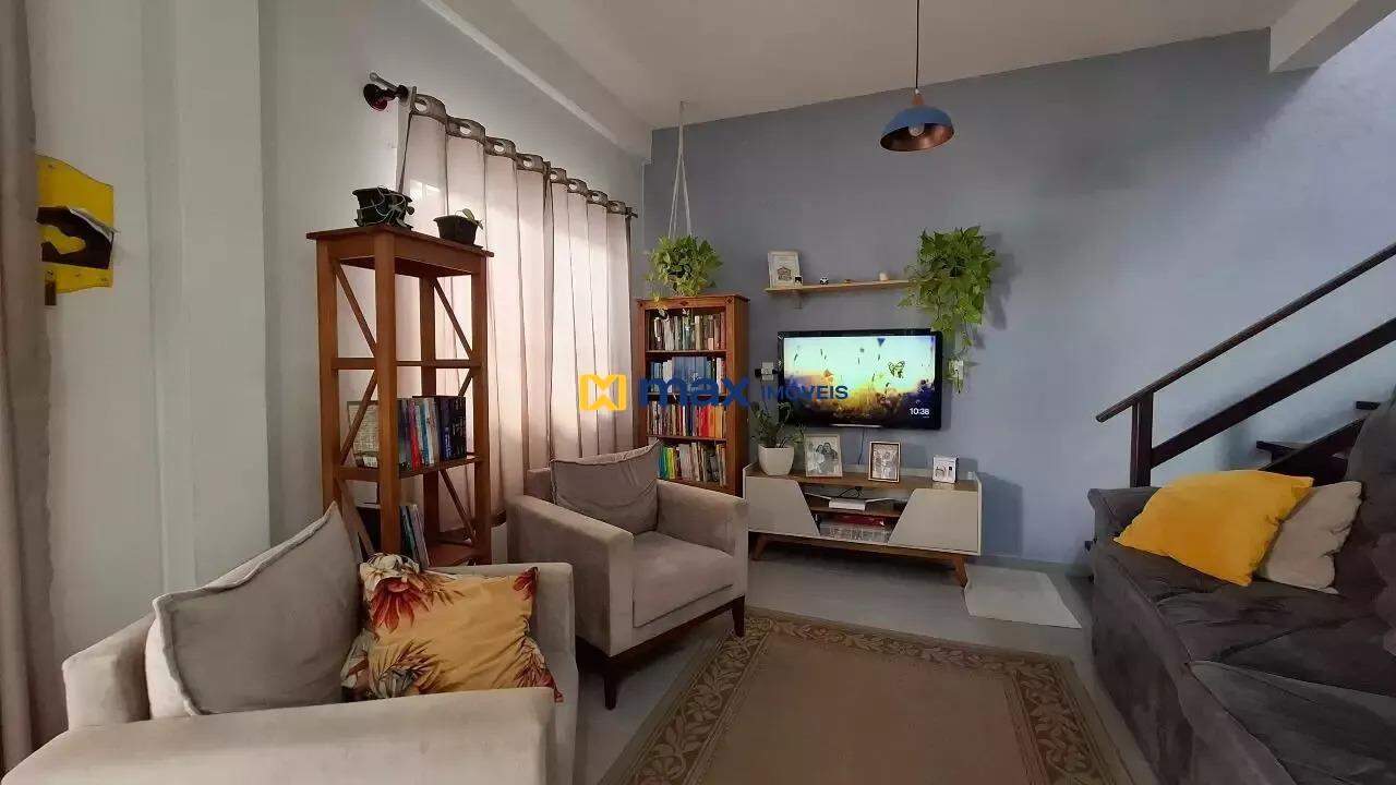Prédio Comercial à venda no São Vicente: Living integrado