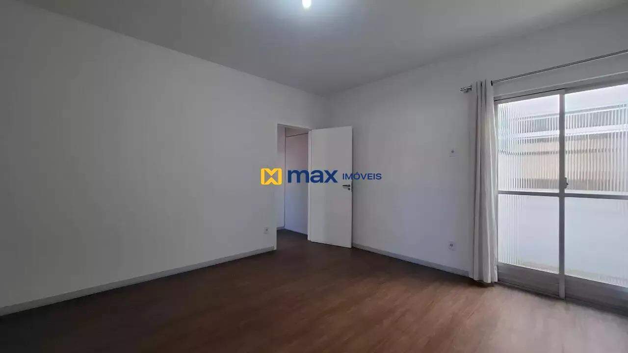 Prédio Comercial à venda no São Vicente: Suíte