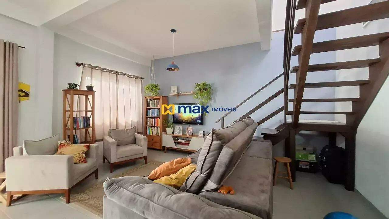 Prédio Comercial à venda no São Vicente: Living integrado