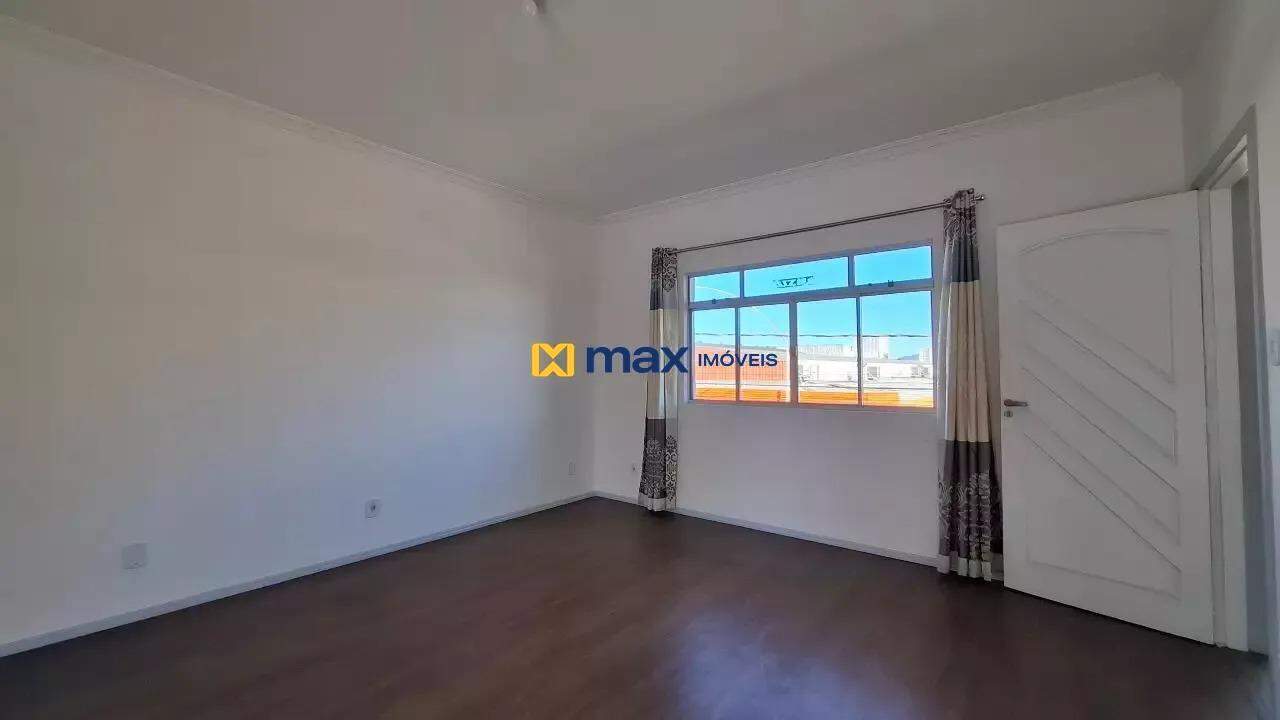 Prédio Comercial à venda no São Vicente: Living integrado