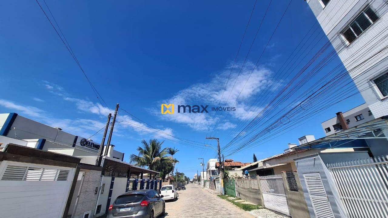 Apartamento para aluguel no Centro: Rua