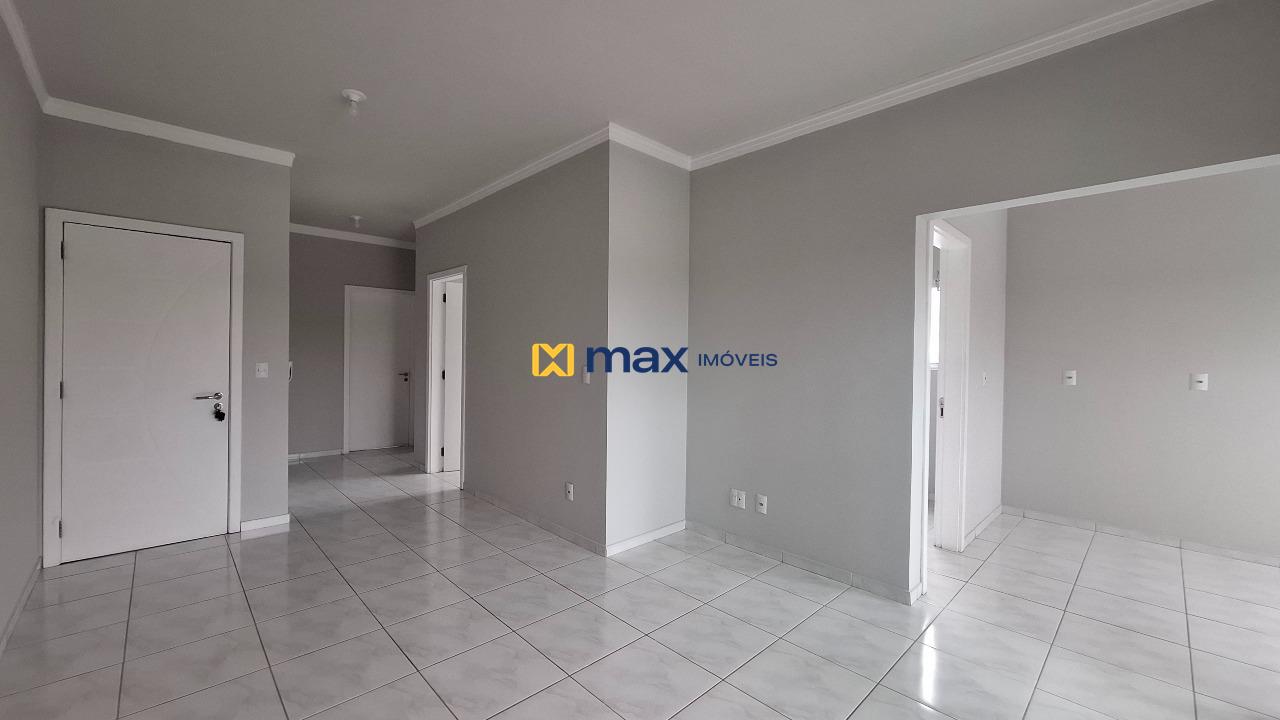 Apartamento para aluguel no Centro: Sala de estar e jantar integrada