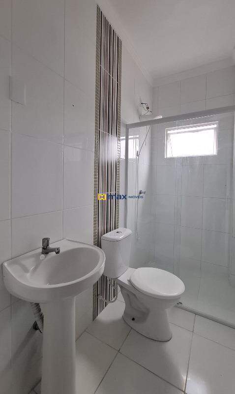 Apartamento para aluguel no Centro: Banheiro suíte