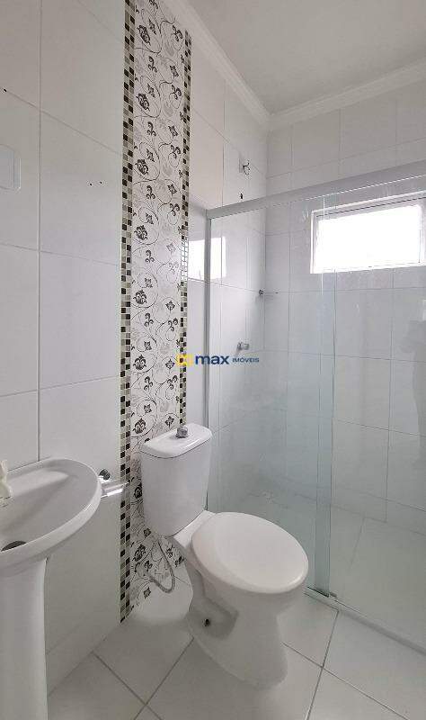 Apartamento para aluguel no Centro: Banheiro social