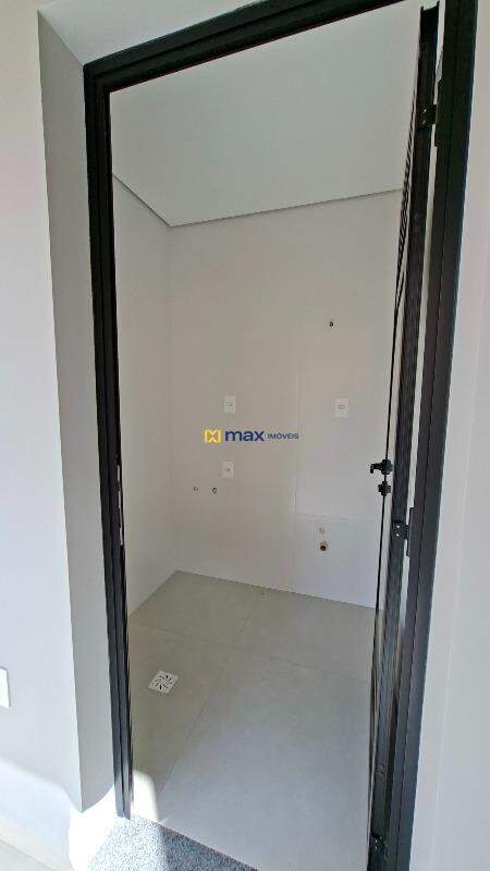 Apartamento à venda no Gravatá: Lavanderia