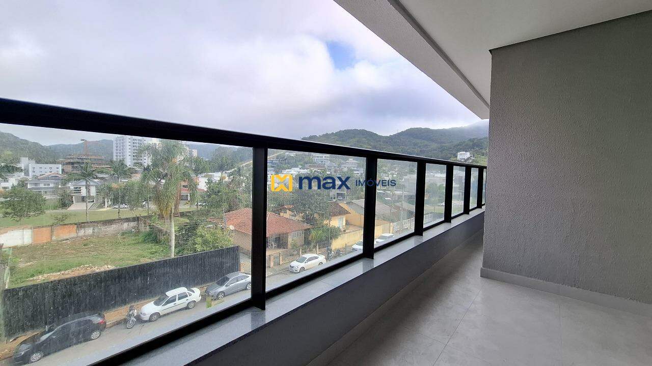 Apartamento à venda no Praia Brava: Sacada com churrasqueira