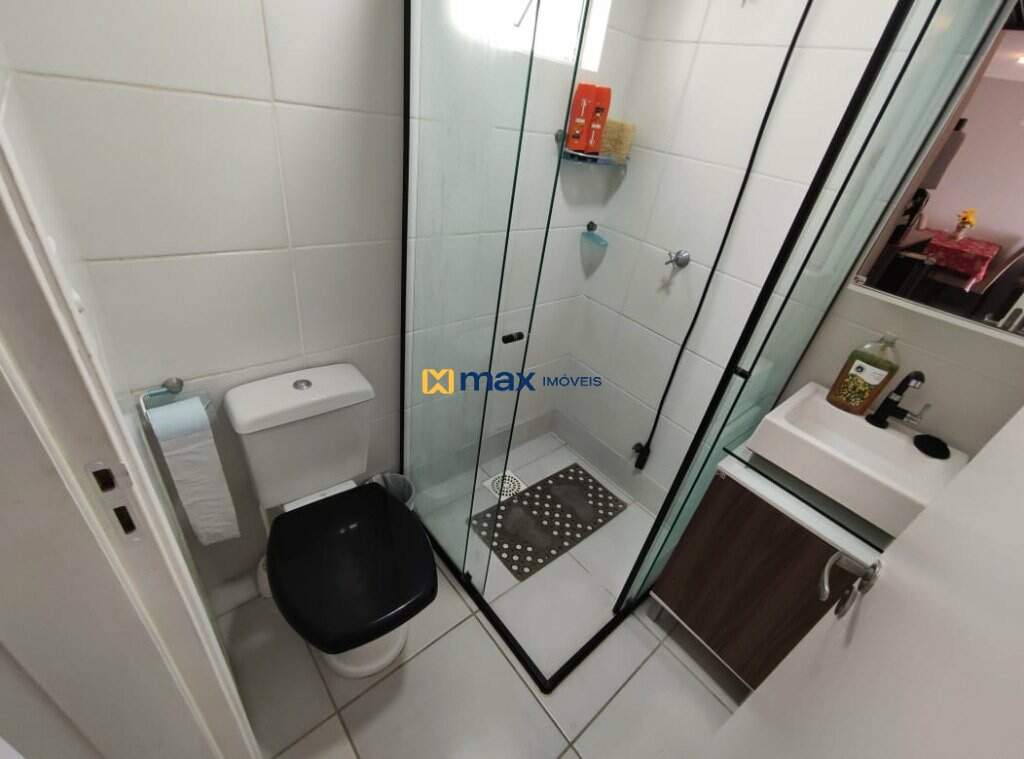 Apartamento à venda no Itaipava: Banheiro social