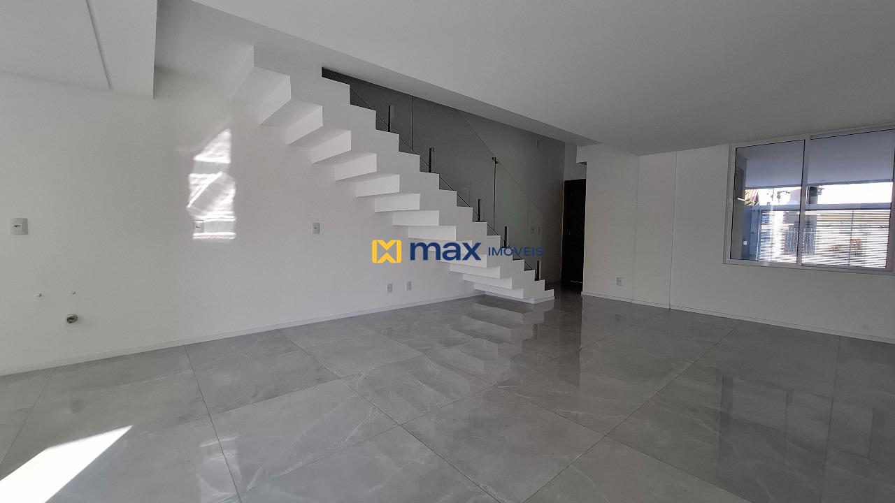 Casa à venda no São João: Living integrado