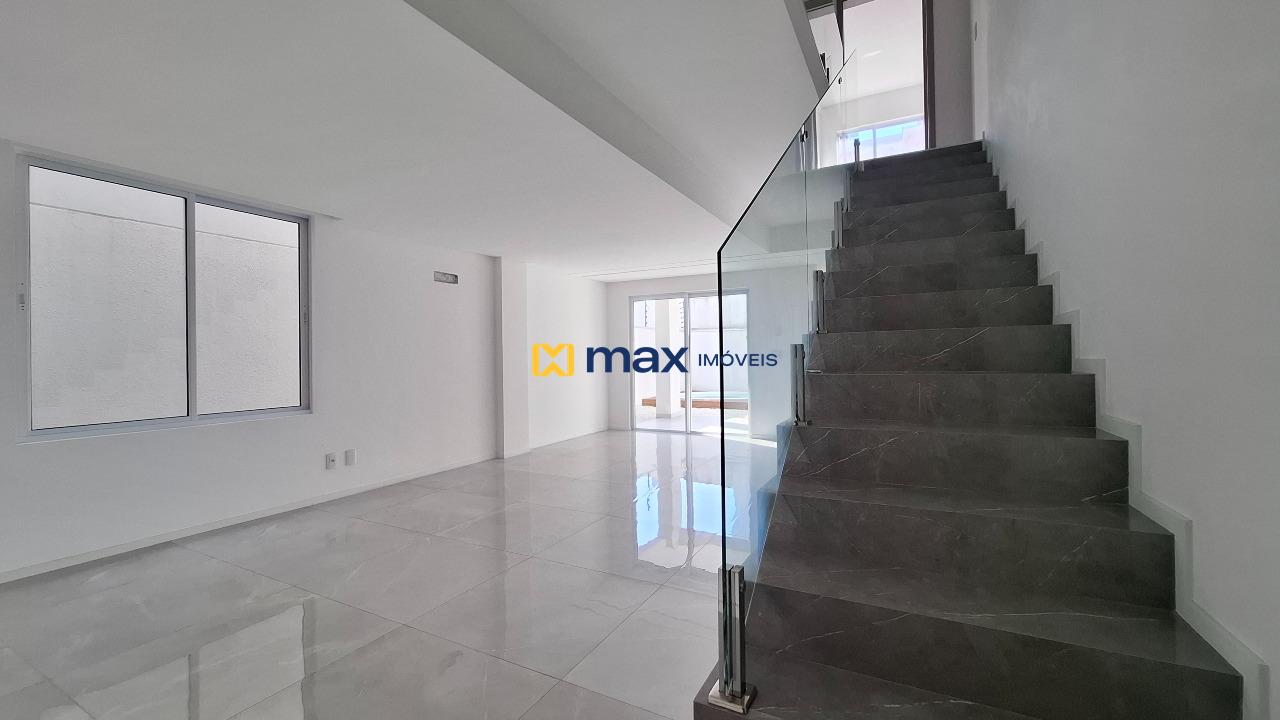 Casa à venda no São João: Entrada