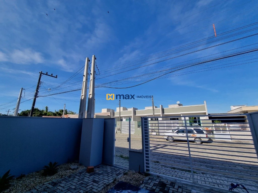 Casa à venda no Meia Praia: 