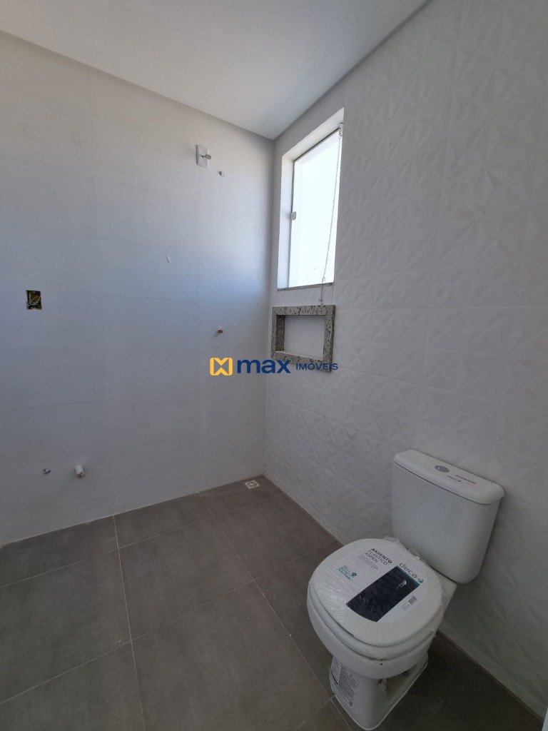 Casa à venda no Meia Praia: Banheiro Suíte