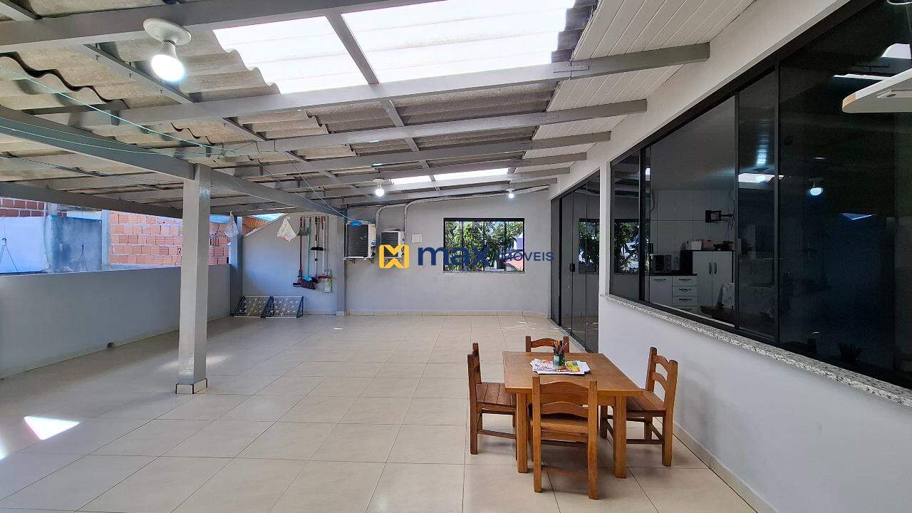 Casa à venda no São Vicente: Fachada