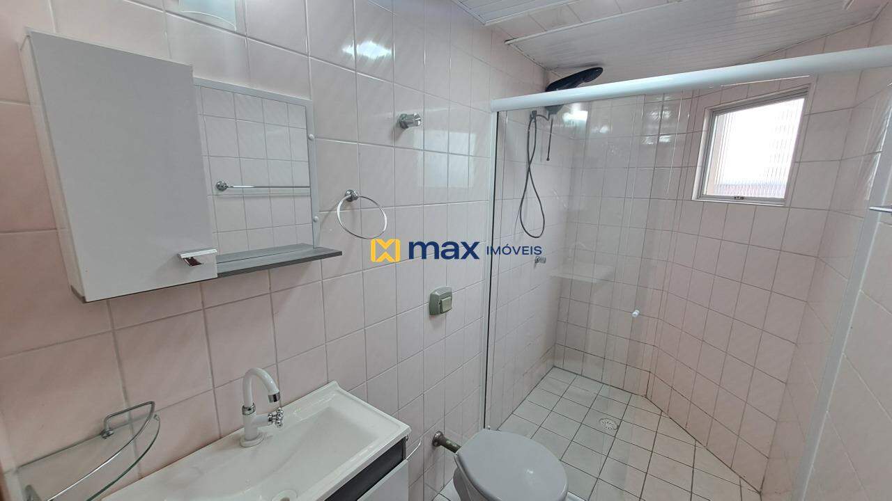 Apartamento para aluguel no Centro: Banheiro Social