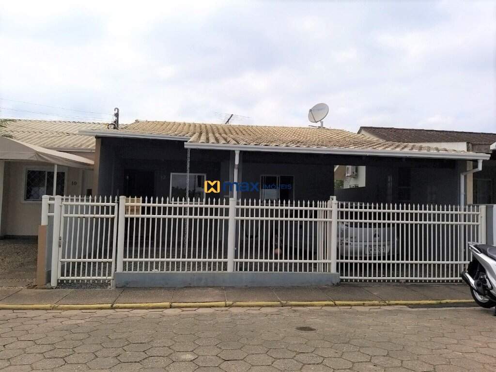 Casa à venda no Itaipava: Fachada
